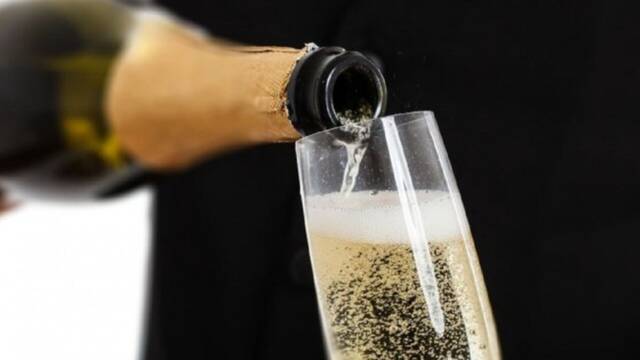 Miedo en Espa�a por el desplome de uno de sus vinos m�s famosos: 'Habr� que esperar y ver qu� sucede'