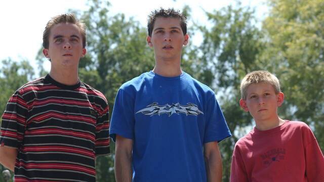 La nueva serie de 'Malcolm' presenta un nuevo Dewey: Disney revela al actor que dar vida al hermano menor de Frankie Muniz