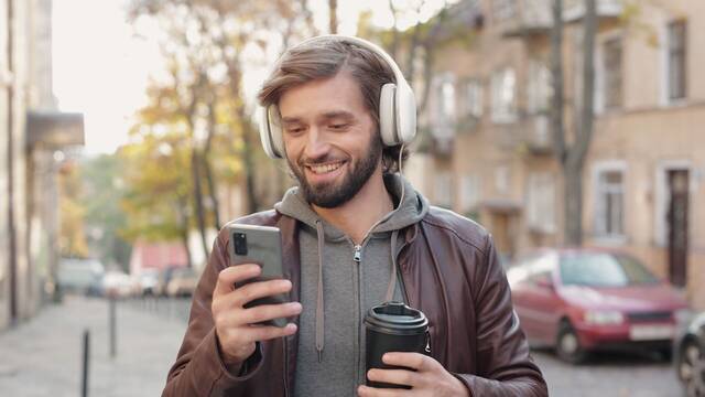 Un m�dico lanza una alerta sobre la reprogramaci�n cerebral vinculada a este dispositivo electr�nico de uso diario