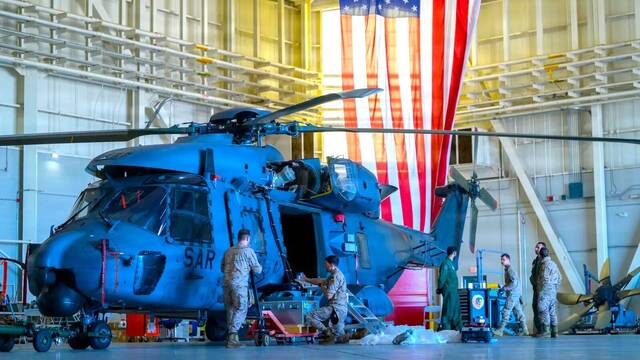 Espa�a conquista EEUU: el Ej�rcito del Aire despliega al NH90 'Lobo' para ensayar maniobras de operaciones especiales