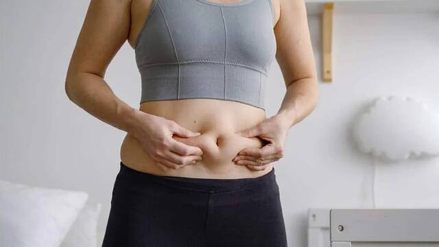 Confirmado por la ciencia: el h�bito clave que quema la grasa m�s peligrosa del cuerpo