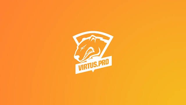 Virtus Pro ficha a cuatro jugadores de Hearthstone