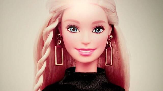 El nombre completo de Barbie es Barbara Millicent Roberts