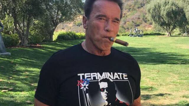 Arnold Schwarzenegger se recupera de la operacin: 'He vuelto'