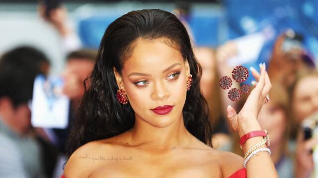 Rihanna dona 2,1 millones para las víctimas de violencia doméstica