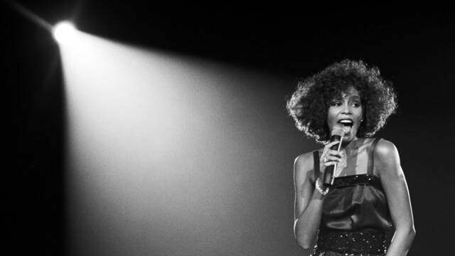 Whitney Houston recibir un biopic del guionista de Bohemian Rhapsody