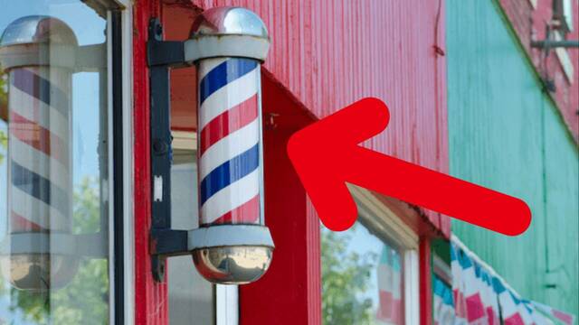 Qu significan los colores del poste de las barberas y peluqueras?