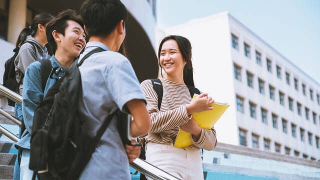 Taiwn se queda sin alumnos y apuesta por la inteligencia artificial mientras miles de docentes estn al borde del despido
