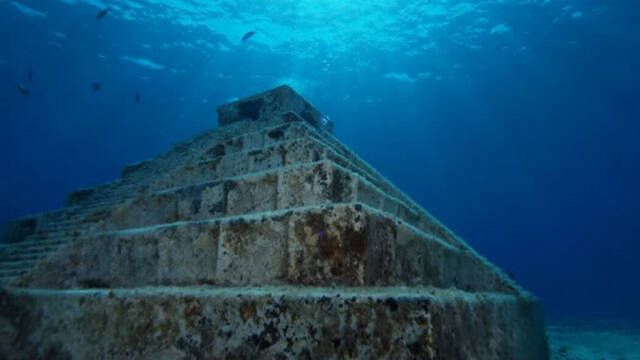 Una pirmide bajo el mar divide a los cientficos y algunos sealan que pertenece a la civilizacin desaparecida de Lemuria