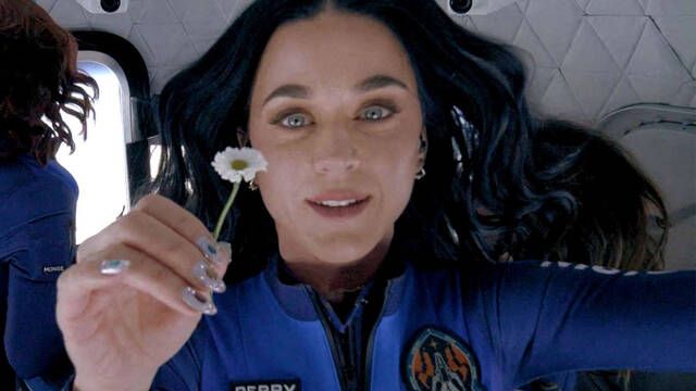 Viajar al 'espacio' como Katy Perry cuesta una autntica fortuna: estas son las tarifas de las compaas de Bezos y Musk