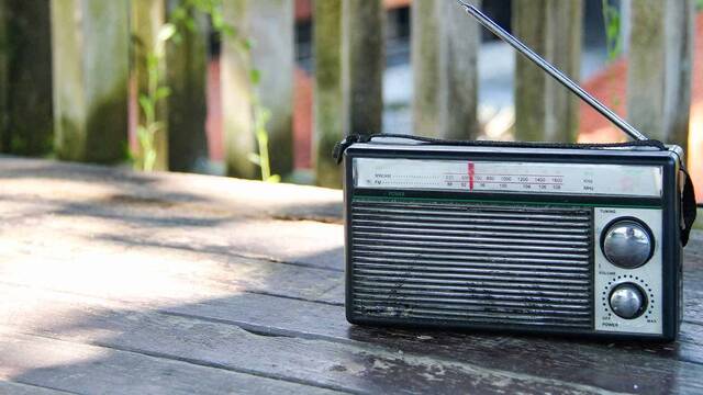 La radio resucita como salvavidas en el gran apagn que dej a Espaa a oscuras el 28 de abril