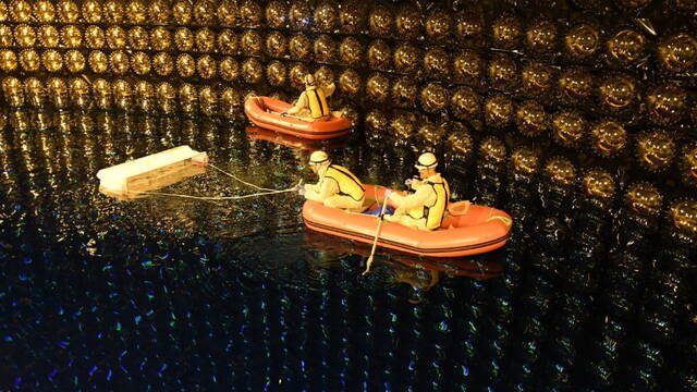 Jap�n construye una c�mara gigante para estudiar part�culas espaciales que atraviesan nuestros cuerpos y desaf�an la f�sica