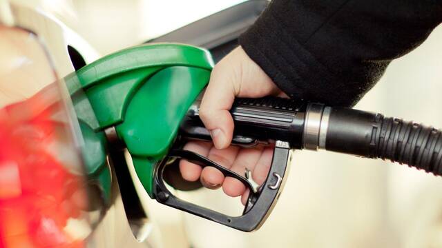 Los alemanes tienen el mejor truco para repostar y ahorrar dinero: as� puedes llenar el dep�sito del coche de forma m�s barata