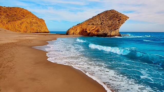 La playa espa�ola que apareci� en una de las pel�culas de aventuras m�s m�ticas de la historia de Hollywood