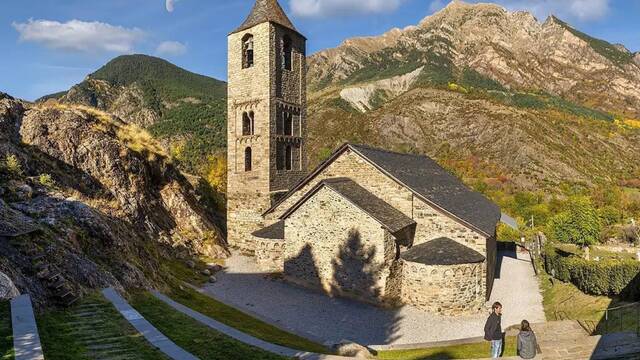 El peque�o pueblo espa�ol con el mayor conjunto hist�rico: 8 iglesias milenarias declaradas Patrimonio Mundial por la UNESCO