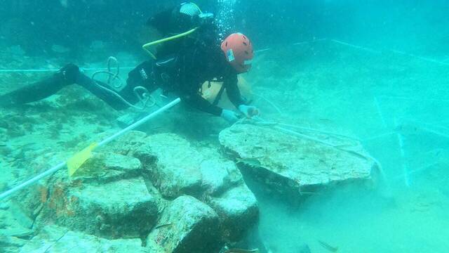 Espa�a esconde un colosal cementerio submarino: hallan una 'fosa oce�nica' con 34 barcos hundidos en el mismo sitio