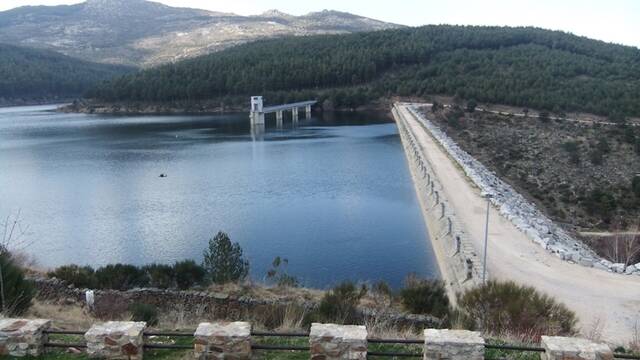 Espa�a cambia las normas: construye una megabater�a de agua con 280 MW en una presa para almacenar toda la energ�a renovable