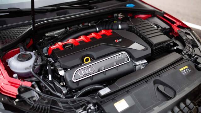 Ya es oficial: Audi dice adi�s al motor de gasolina de 5 cilindros tras 50 a�os de reinado absoluto y el mejor rendimiento
