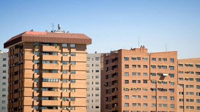 Confirmado por la Ley de Propiedad Horizontal: si un vecino fuma en la terraza, el art�culo 7.2 puede ayudarte