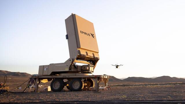 EE.UU logra lo imposible: crea un arma secreta de microondas que 'funde' los drones enemigos de fibra �ptica