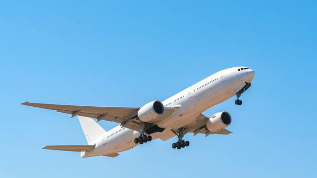 Ya es oficial: Lufthansa cancela 20.000 vuelos este verano por el disparado precio del combustible debido a la guerra