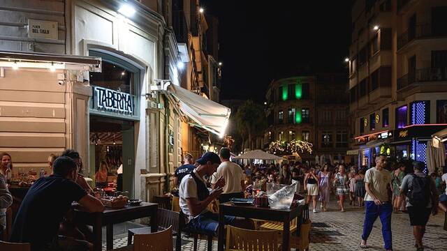 Ya ha entrado en vigor: bares y restaurantes deber�n abonar un complemento salarial por el trabajo entre las 22:00 y las 6:00