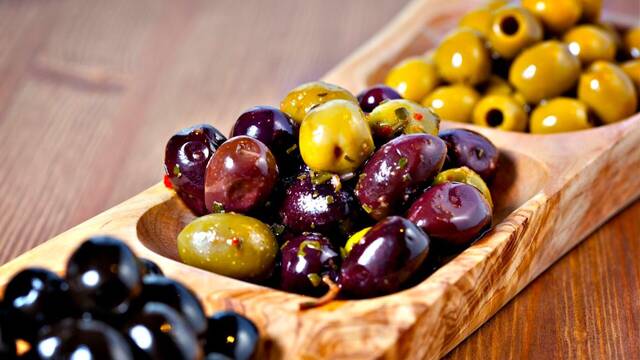 Ya es oficial: las aceitunas y otros productos encurtidos como pepinillos cambian para siempre su calidad alimentaria en 2026