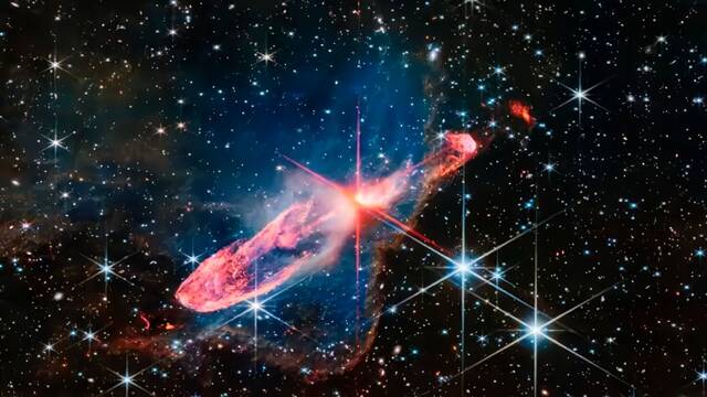 Ni agujeros negros ni enanas rojas: el telescopio James Webb descubre 300 galaxias heridas y confirma un universo ca�tico