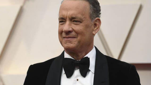 Tom Hanks tiene claro qu actor debe ser James Bond