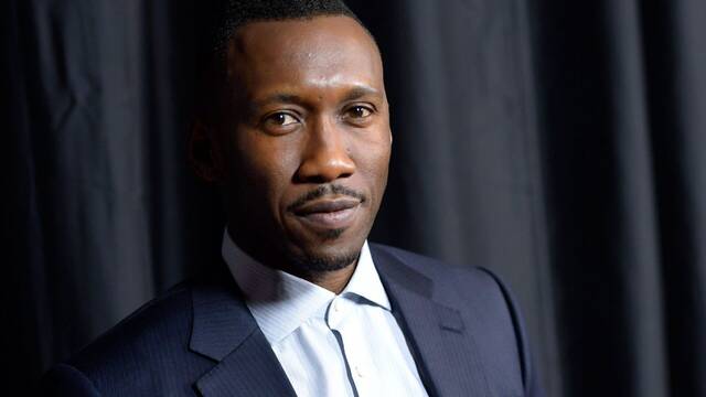 'Jurassic World 4' ficha al oscarizado Mahershala Ali y el filme de terror con dinosaurios de Universal apunta al xito