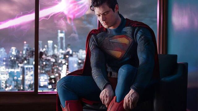 Un colaborador de Zack Snyder critica duramente el traje del Superman de James Gunn: 'Quin pens que era la mejor opcin?'
