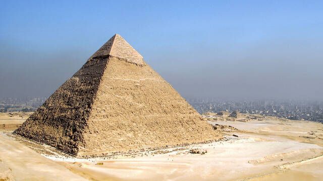 Arquelogos desmienten que la Gran Pirmide de Egipto tenga cuatro lados y es clave para su resistencia