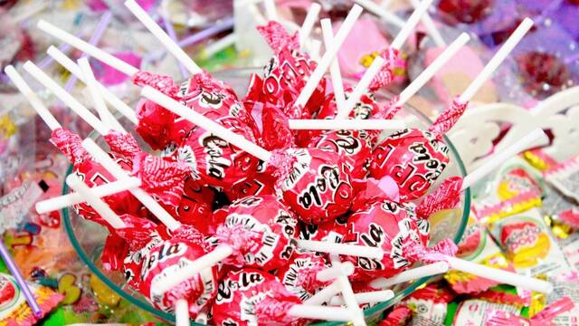 Un ni�o pide 70.000 piruletas en Amazon y casi arruina la econom�a familiar por la pol�tica de devoluciones