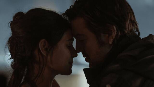 Tony Gilroy, rotundo sobre el pol�mico romance de 'Andor' en Star Wars: 'No es incoherente'