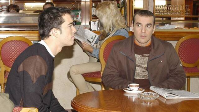 Mariano Alameda, actor de 'Aqu no hay quien viva', tajante sobre su sueldo en la serie: 'Es una mierda en realidad'