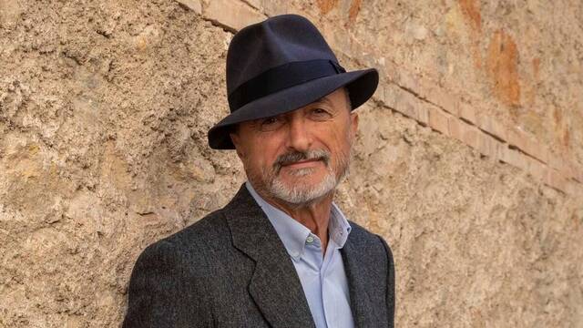 Arturo Prez-Reverte se pasa a Netflix con 'El problema final', un thriller al estilo Agatha Christie con Jos Coronado