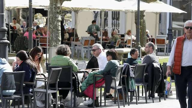 Espa�a cambia las normas: bares y restaurantes tienen que servir raciones m�s peque�as y permitir llevarse la comida sin coste