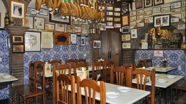 Espa�a cambia las normas: obliga a bares y restaurantes a ofrecer medias raciones y envases gratis con multas de 500.000 euros