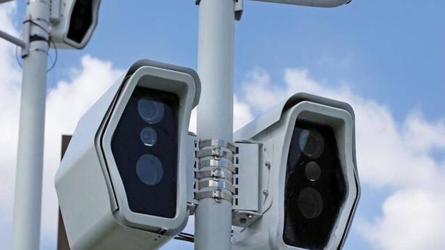 Europa desaf�a a China: Reino Unido escanea la cara de millones de ciudadanos al d�a y desaf�a la privacidad en 2026