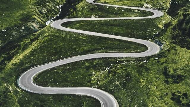 La espectacular carretera de Euskadi considera como 'la m�s bonita del mundo': 22 curvas, 12 kil�metros y vistas de otro mundo