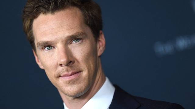Benedict Cumberbatch rescat a un ciclista de unos asaltantes