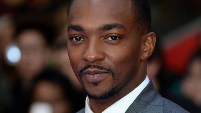 Anthony Mackie protagoniar Outside the Wire para Netflix