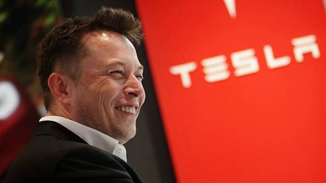 Elon Musk revoluciona Tesla y activa un avance clave en su flota de vehculos: la nueva era del coche elctrico empieza ya