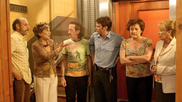 Es oficial: RTVE quiere su propia 'La que se avecina' y prepara una nueva serie con dos leyendas de 'Aqu no hay quien viva'