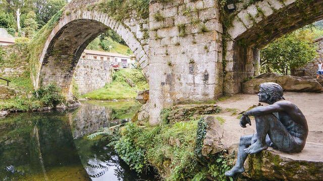 Ni turistas ni masificacin, el misterioso pueblo del norte de Espaa perfecto para vacaciones: 'Aqu vivi un hombre pez'