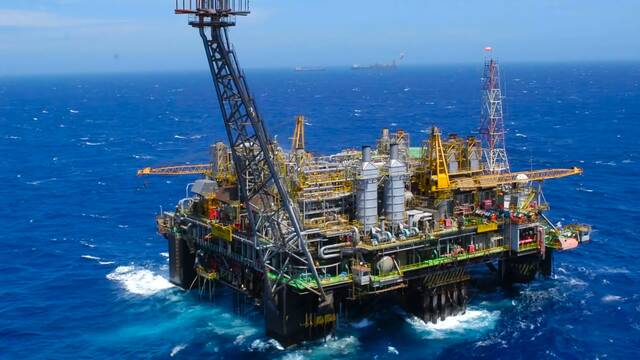 EE.UU ataca Irn y desata el primer terremoto econmico a escala mundial: 'Es un escenario catastrfico'