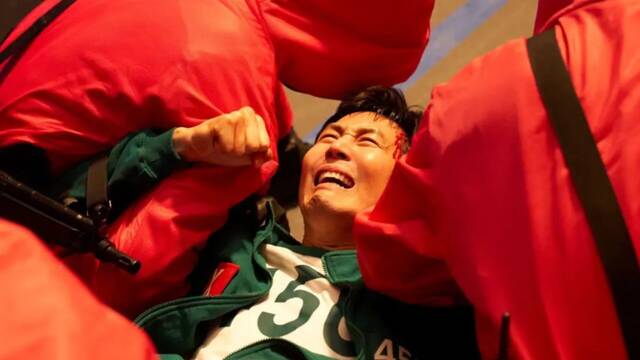 El creador de 'El Juego del Calamar' confiesa que el polmico final de la serie no iba a ser as: 'Hubo un cambio muy drstico'