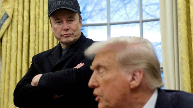 La brutal guerra pblica entre Elon Musk y Donald Trump tiene una vctima: Tesla se hunde en bolsa