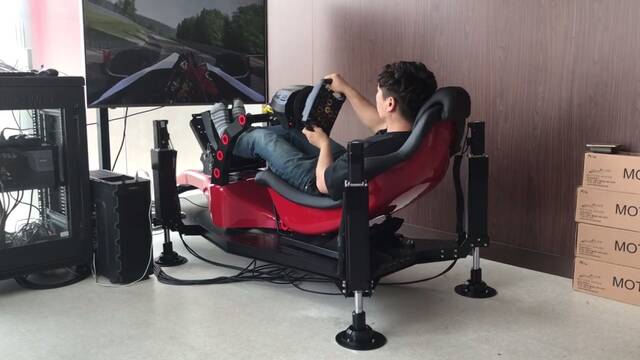 La cabina de juego más increíble para los aficionados a los simuladores de conducción