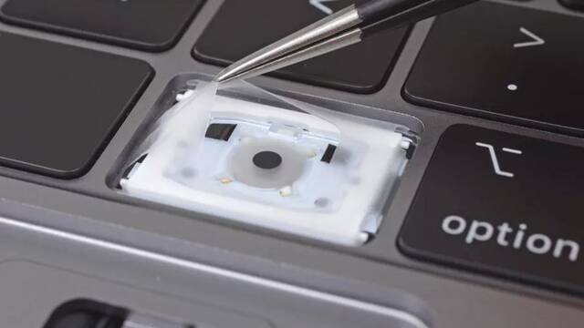 La nueva membrana de los teclados del MacBook Pro evita la entrada de polvo